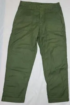 UNIQLO　ユーティリティワークパンツ　ベイカーパンツ　ファティーグ