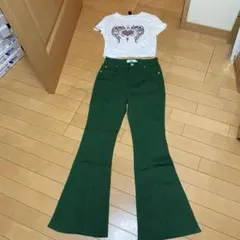 AZUL グリーン ブーツカットデニム M スリットカット SHEINＴシャツ