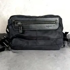 サンゴリンゴ様専用です！ほぼ未使用✨アニエスベー VOYAGE ウエストバッグ