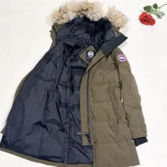 ほぼ未使用✨　カナダグース　ダウンジャケット　ベージュ　M カーキ