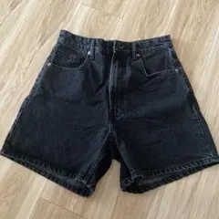 ZARA ブラックデニム ハーフパンツ