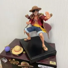 ワンピース　一番くじ　A賞　モンキー・D・ルフィ　ロジャーマントver.
