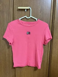 TOMMY JEANS クロップドTシャツ ピンクのサムネイル
