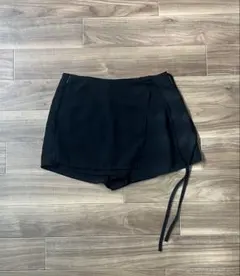 SHEIN ブラックショートパンツスカート風サイズSサイドファスナー美品