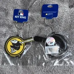 メジャーリーグパドレスラバーキーホルダー新品未使用　2個のサムネイル