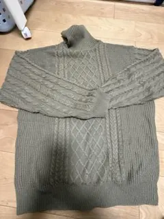 TIMELY WARNING タートルネック ニット Lサイズ オリーブグリーン