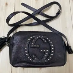GUCCI ショルダーバッグ ブラック スタッズ タッセルのサムネイル