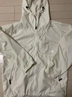 フード マウンテンパーカー