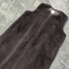 美品【 AMAIL 】アマイル　エコファーベスト　ポケット付き