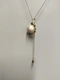【新品未使用】パールモチーフと星型チャームのネックレス　チェーンアジャスタ付き♪