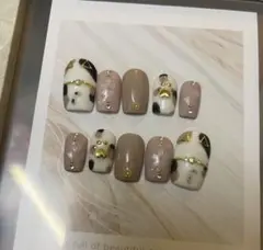 三毛猫と桜のネイルチップ　フラワーネイルチップ