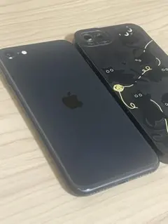 Apple iPhoneSE2 ブラック　128gb 美品