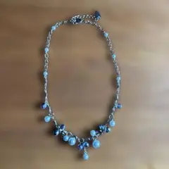 NICOLE 青いビーズネックレス