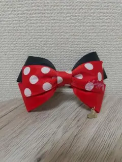 ディズニー ミニーヘアクリップ　ヘアアクセサリー