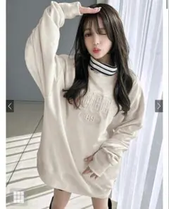 サムホール付き裏起毛ロゴ刺繍スウェット