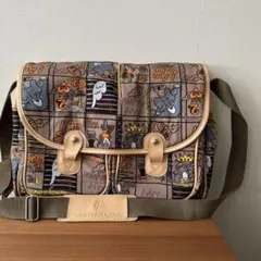 Item thumbnail for item 2411bbc3-6be2-4d46-8cff-a6b2c8eccd3a