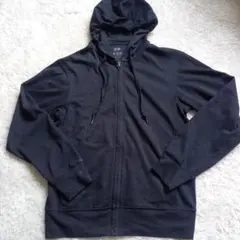 UNIQLO ブラック AIRism フルジップパーカー