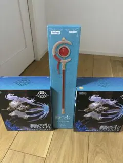 フリーレンのフィギュア2体とフリーレンの杖セット