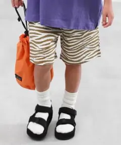 美品　デビロック　ゼブラ柄　ハーフパンツ パンツ　ショートパンツ　120