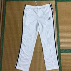 アディダス　トラックパンツのサムネイル