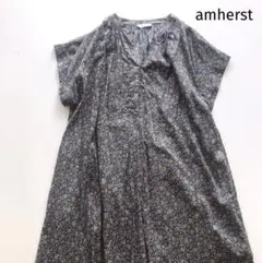 美品　amherst ワンピース　小花