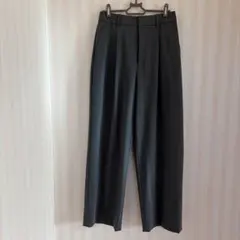 ユニクロ　グレー パンツ Mサイズ