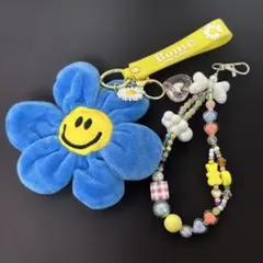 キーホルダー　韓国系　花　ハート　ビーズアクセ
