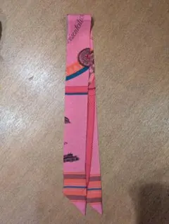 抽象模様 ピンク スカーフ