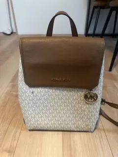 値引き中‼️¥9500→¥9000 MICHAEL KORS リュック