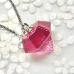 宝石のようなピンクと水晶　レジンネックレス　No.473