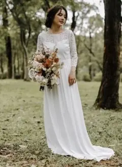 FURNA ウエディングドレスSサイズ　結婚式前撮り・フォトウエディング