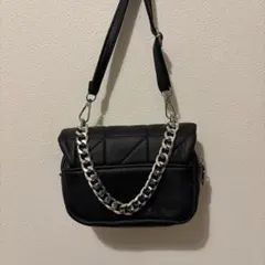 ブラック キルティングショルダーバッグ