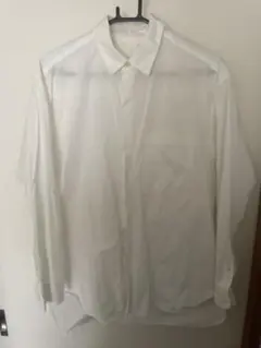 GU 長袖白シャツ