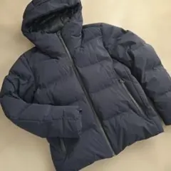 ユニクロ　UNIQLO　 ダウンジャケット　紺　フード付き　ダウン