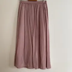 ユニクロ (L)　シャイニーギャザーロングスカート　ペチコートあり