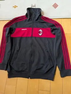 人気☆アディダス ACミラン 刺繍ロゴ エンブレム トラックジャケット XL 2025年最新】acミラントラックジャケットの人気アイテム - メルカリ