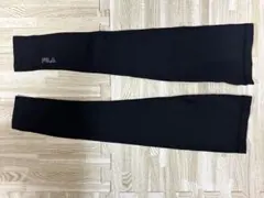 FILA アームカバーブラック・サイズFREE長さ48㌢親指出タイプ未使用に近いのサムネイル