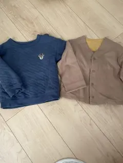 ユニクロ　秋冬　トレーナー　カーディガン