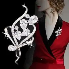 ブローチ　 ラインストーン　 フォーマル　結婚式　卒業式　卒園式　入学式　入園式