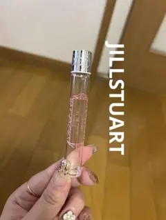 ジルスチュアート　ロールオン香水　ボトルクリアのサムネイル