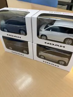 トヨタ 新型ノア　アルファード プルバックカー ミニカー 2台セット トヨタ NOAH ALPHARD プルバックカー 2台セット - メルカリ