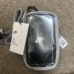 【新品】ナイキNIKEクラブフォーンクロスボディーバッグ　 グレー