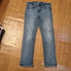 BANANA REPUBLIC TRAVEL JEAN 30x30のサムネイル