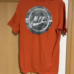 アメリカ古着 Nike オレンジ グラフィックTシャツ S