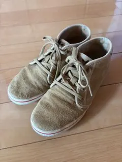 adidas スニーカー ベージュ スエード ミッドカット