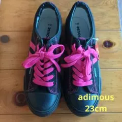 スニーカー　黒　23〜23.5cm　未使用