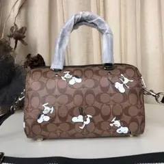 Coach スヌーピー柄 ショルダーバッグ 中型 C4118