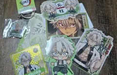 鬼滅の刃 不死川実弥　ステッカー　キーホルダー　缶バッジ