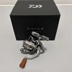 ダイワ　EXIST LT2000S-P SLP花梨ノブ付のサムネイル