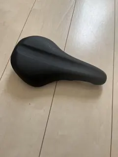 トレック　ボントレガー　サドルのサムネイル